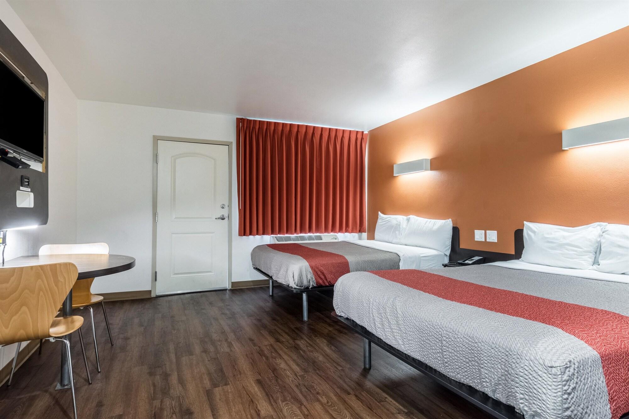 Pacific Inn Оушънсайд Екстериор снимка